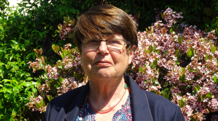Josiana Ubaud al país de las èrbas / Josiane Ubaud au pays des herbes