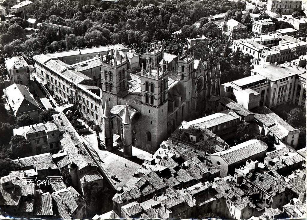 Cathédrale Saint-Pierre, vers 1900, 6Fi 664