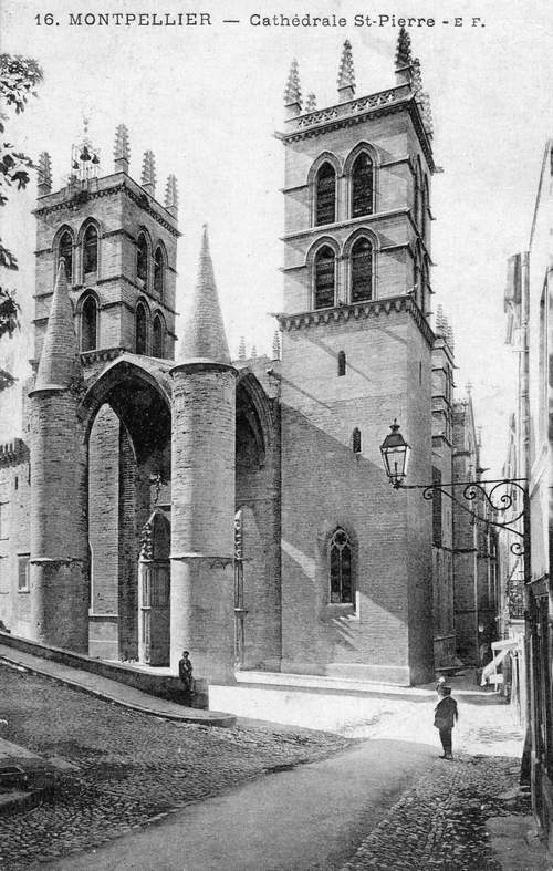 Cathédrale Saint-Pierre, carte postale, autour de 1900. Archives de la ville de Montpellier