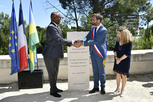 Inauguration d’une stèle mémorielle à l’occasion de la 30e commémoration du génocide perpétré contre les Tutsis au Rwanda 