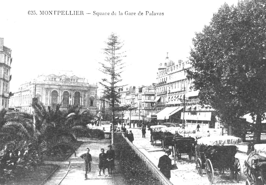 Square de la gare de Palavas, vers 1900. Archives municipales de Montpellier, carte postale, 6Fi17