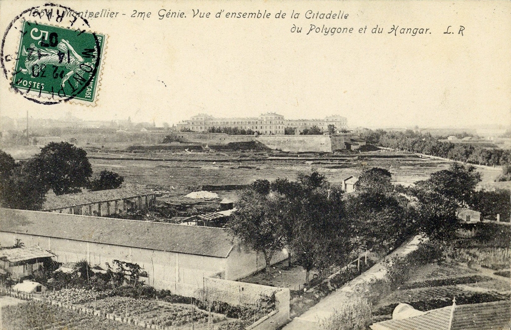 Vue Citadelle et Polygone du hangard. AMM, carte postale, 6Fi1515