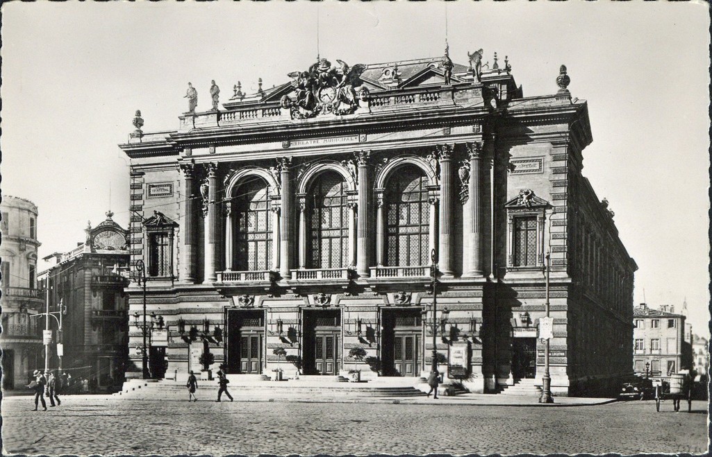 Théâtre municipal vers 1900, carte postale, AMM, 6Fi1616