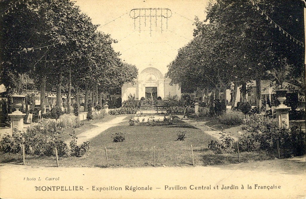 Exposition Régionale. Pavillon central et Jardin à la française, 1927. AMM, carte postale, 6Fi1751