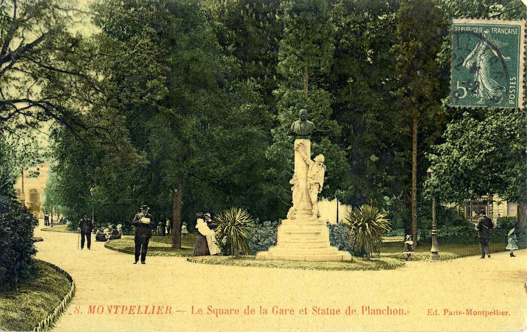 Square Planchon, statue J. Planchon, vers 1900, 6Fi 881