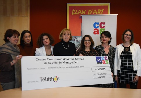 Le CCAS de Montpellier a remis un chèque de 16 678€ à l'AFM-Téléthon
