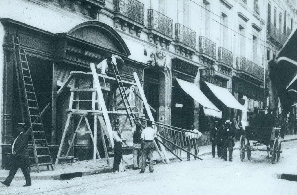 Rue commerçante, autour de 1900. Photographie, archives de la ville de Montpellier