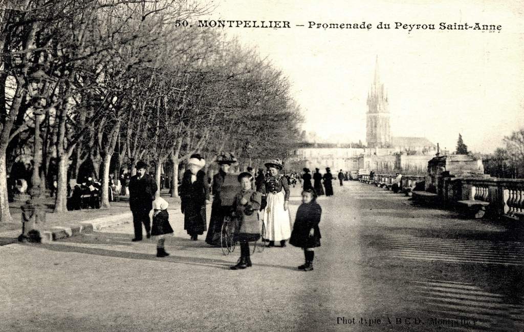 Promenade du Peyrou, vers 1900, 6Fi 111