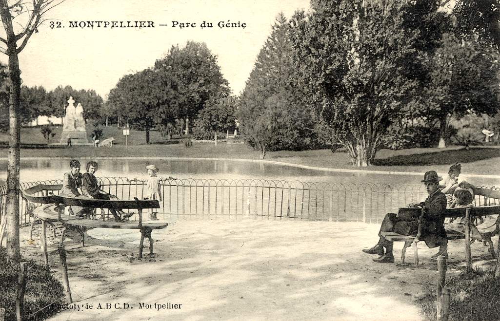 Jardin de l'Esplanade, vers 1900. AMM, carte postale, 6Fi337