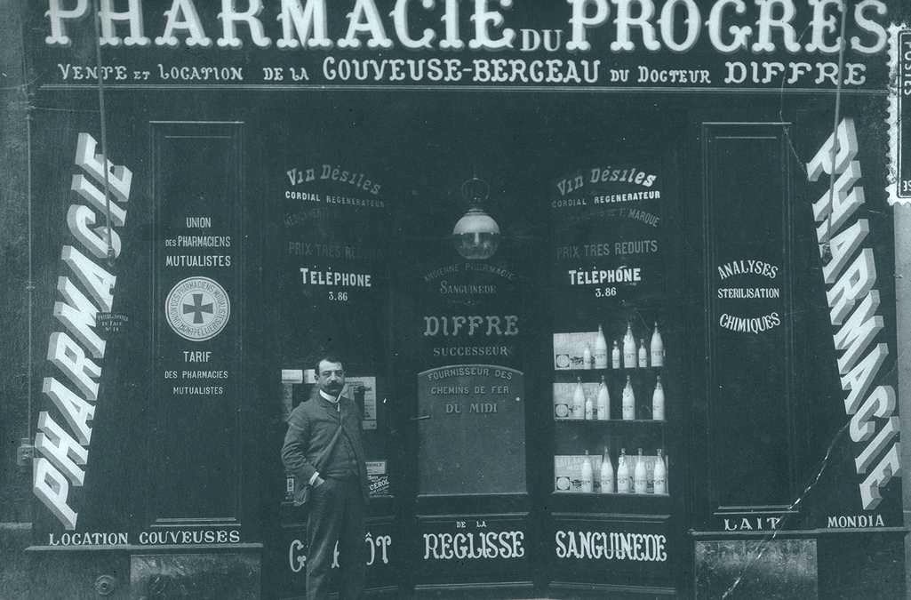 Photographie pharmacie du progès, autour de 1900. Archives de la ville de Montpellier