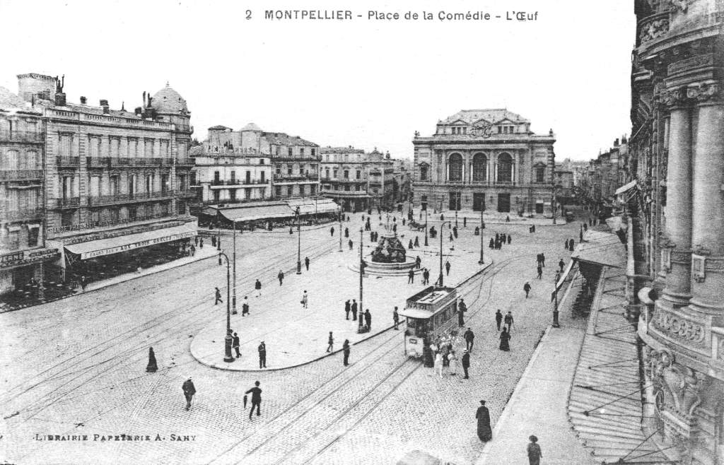 Place de la Comédie, l'Oeuf, vers 1900, 6Fi 570